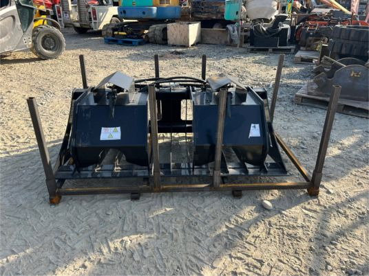 Godet grappin pour minichargeur - Cazo: foto 2 Godet grappin pour minichargeur - Cazo: foto 2