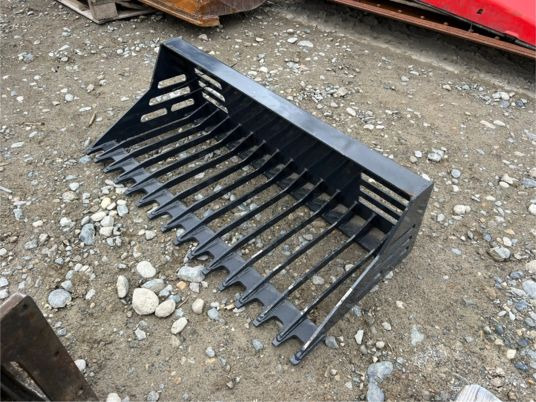 Godet râteau pour minichargeur - Cazo: foto 2 Godet râteau pour minichargeur - Cazo: foto 2