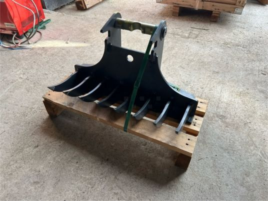 Godet râteau pour minipelle 1T à 2T5 - Cazo: foto 5 Godet râteau pour minipelle 1T à 2T5 - Cazo: foto 5