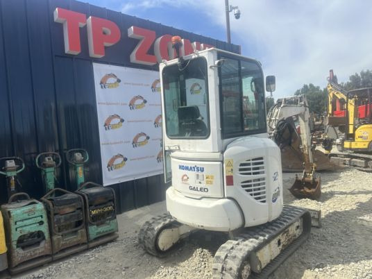 Komatsu PC26MR-3 cabine à 19500€ HT - Miniexcavadora: foto 1 Komatsu PC26MR-3 cabine à 19500€ HT - Miniexcavadora: foto 1