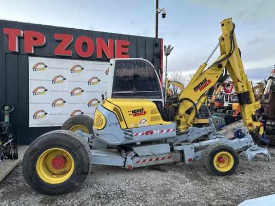 Menzi Muck A51 à 25 900 € HT - Excavadora: foto 1 Menzi Muck A51 à 25 900 € HT - Excavadora: foto 1