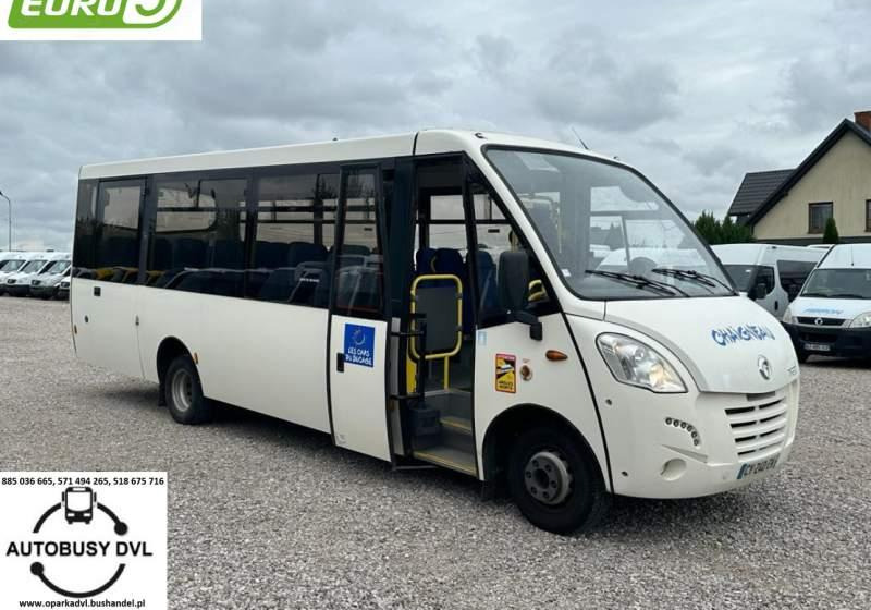 Iveco Kapena 2013 *Euro 5* Daily, Wing - Minibús, Furgoneta de pasajeros: foto 1 Iveco Kapena 2013 *Euro 5* Daily, Wing - Minibús, Furgoneta de pasajeros: foto 1