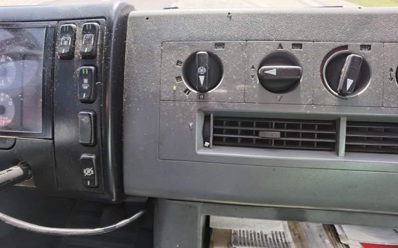 Autobús suburbano Mercedes-Benz Vario 814D 38+14: foto 9