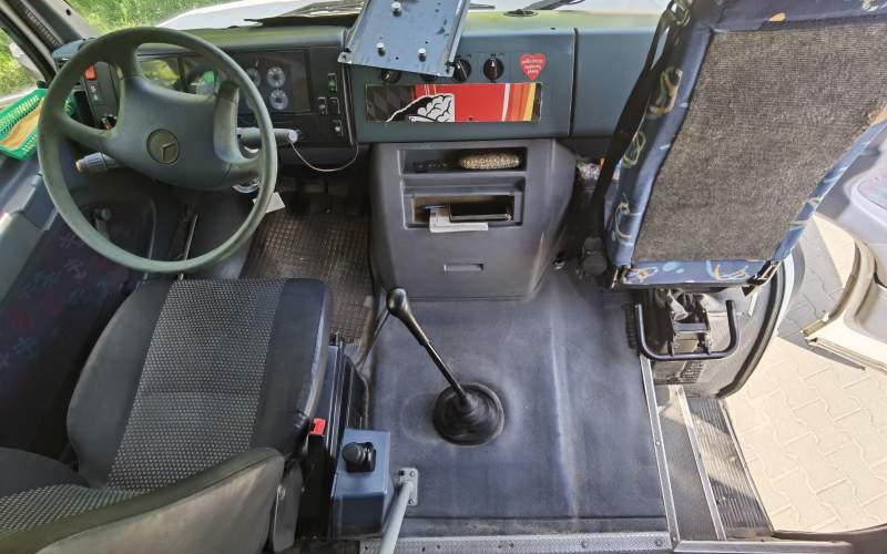 Autobús suburbano Mercedes-Benz Vario 814D 38: foto 11