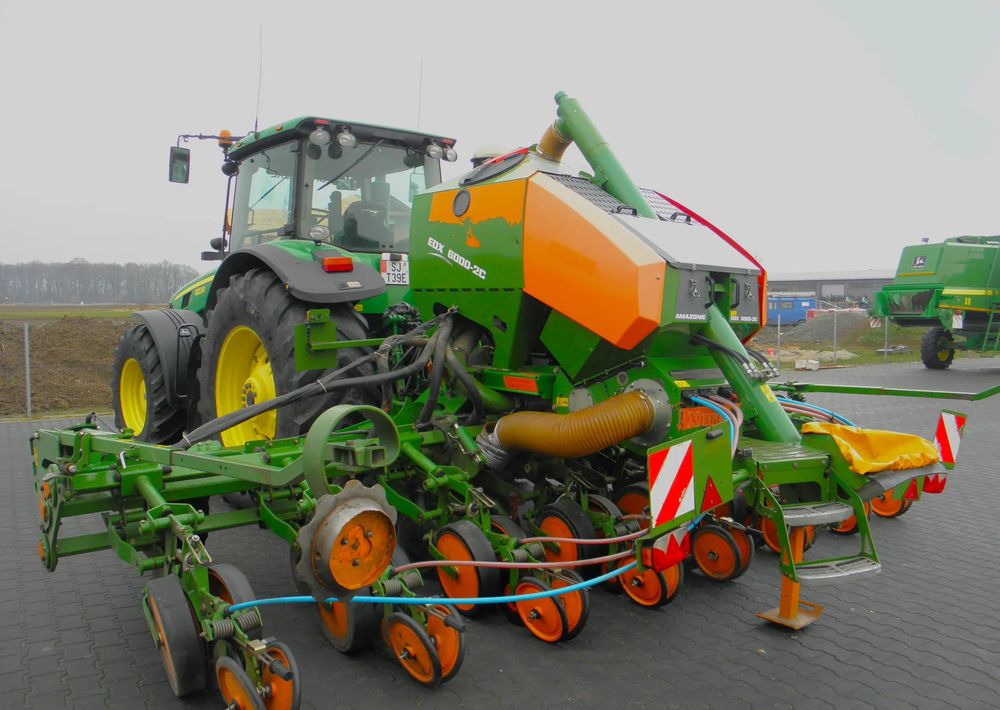 Amazone EDX 6000-2C Xpress 8 rzedowy, Nie Malowany, Stan Bardzo Dobry - Sembradora: foto 2 Amazone EDX 6000-2C Xpress 8 rzedowy, Nie Malowany, Stan Bardzo Dobry - Sembradora: foto 2