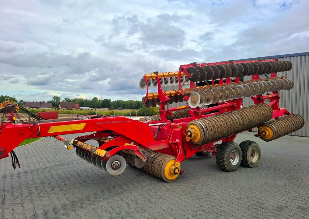 Väderstad Carrier 1225 XL 2011 rok , 12 metrów , Stan Bardzo Dobry - Equipo para trabajo del suelo: foto 1 Väderstad Carrier 1225 XL 2011 rok , 12 metrów , Stan Bardzo Dobry - Equipo para trabajo del suelo: foto 1