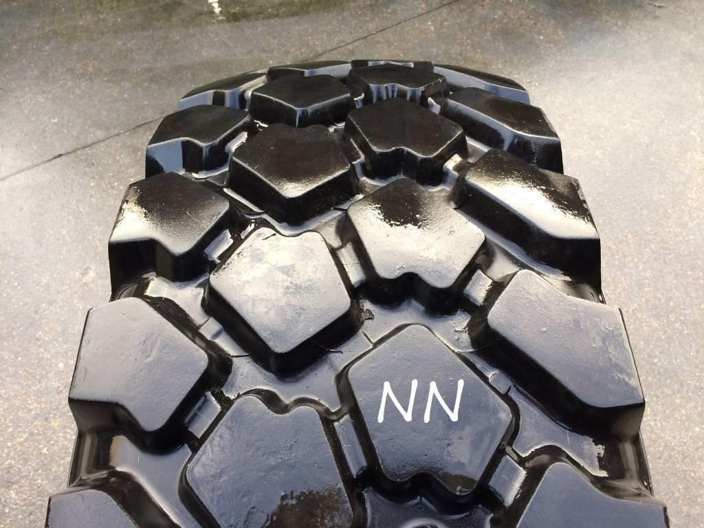 Michelin 395/85R20 XZL - USED NN 95% - Neumático para Camión: foto 2 Michelin 395/85R20 XZL - USED NN 95% - Neumático para Camión: foto 2