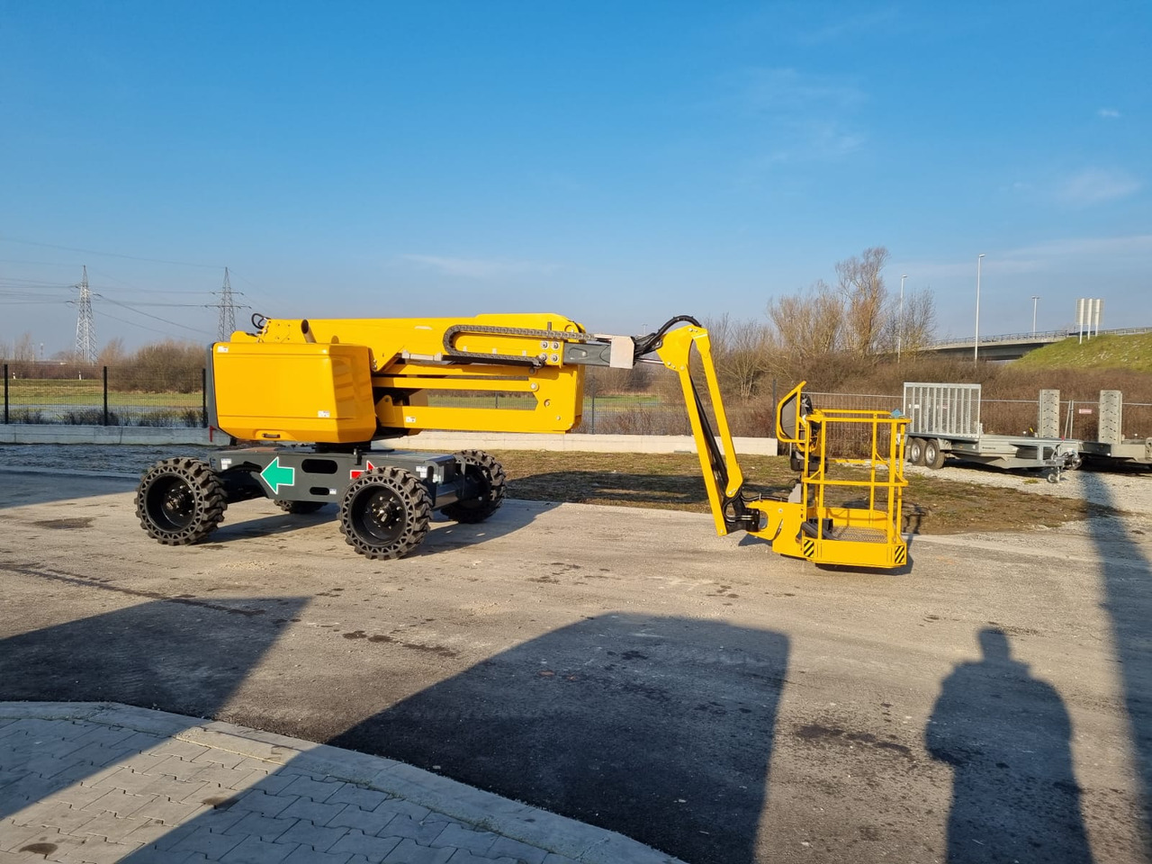 HAULOTTE HA 16 RTJ - Plataforma articulada: foto 1 HAULOTTE HA 16 RTJ - Plataforma articulada: foto 1