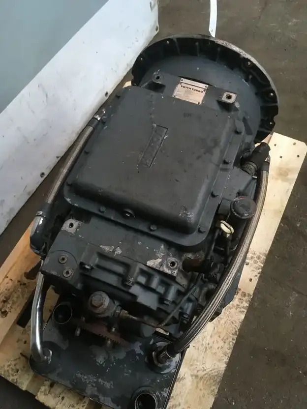 Diversen Voith 864.3E Busgetriebe B4HTOR2-8.5E 864 3.E 721.448 - Caja de cambios y piezas para Autobús: foto 3 Diversen Voith 864.3E Busgetriebe B4HTOR2-8.5E 864 3.E 721.448 - Caja de cambios y piezas para Autobús: foto 3