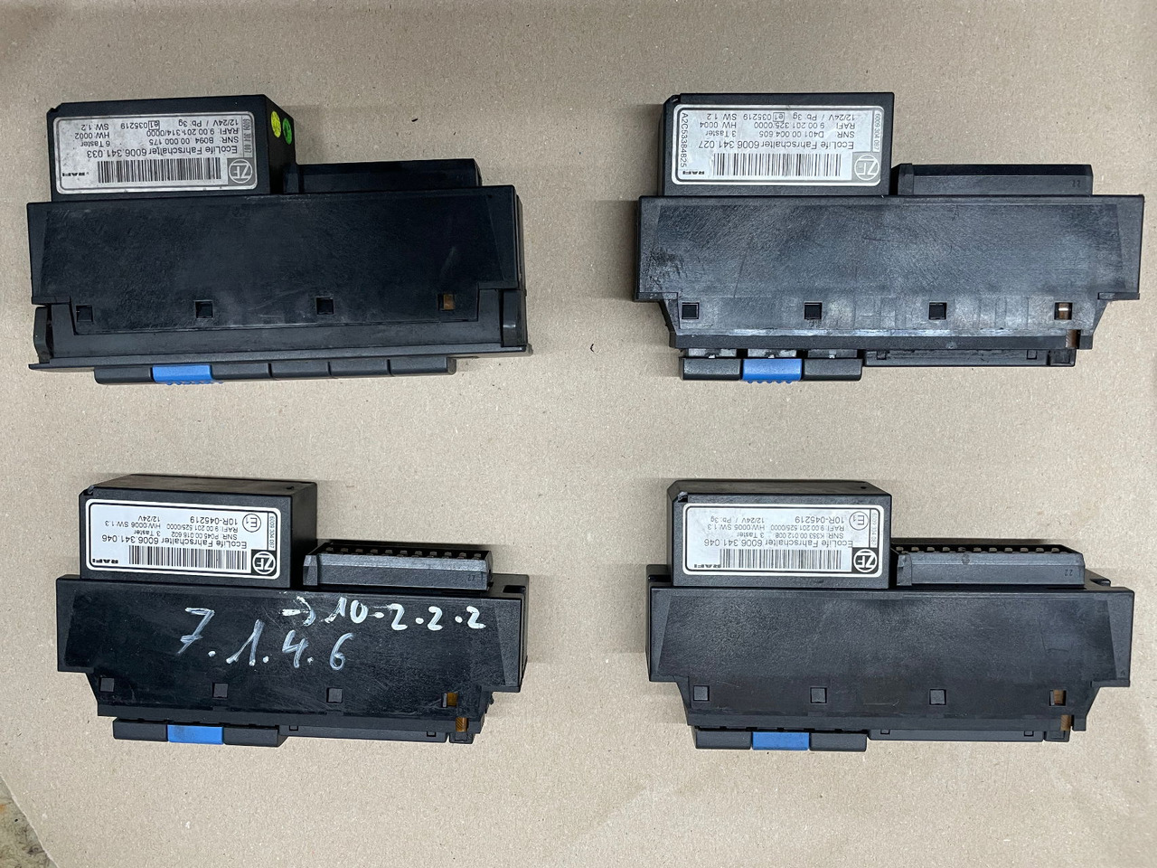 ZF ZF Ecolife Fahrschalter Gangwahlschalter 6006.341.033 6006.341.027 Schalter - Sistema eléctrico para Autobús: foto 2 ZF ZF Ecolife Fahrschalter Gangwahlschalter 6006.341.033 6006.341.027 Schalter - Sistema eléctrico para Autobús: foto 2