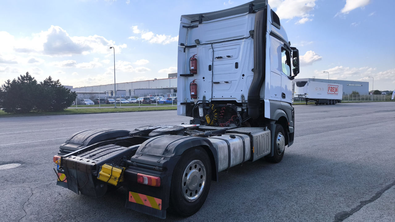 MERCEDES-BENZ Actros 1845 - Cabeza tractora: foto 3 MERCEDES-BENZ Actros 1845 - Cabeza tractora: foto 3