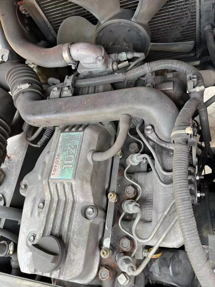 Toyota FDZN30 - Carretilla elevadora diésel: foto 4 Toyota FDZN30 - Carretilla elevadora diésel: foto 4