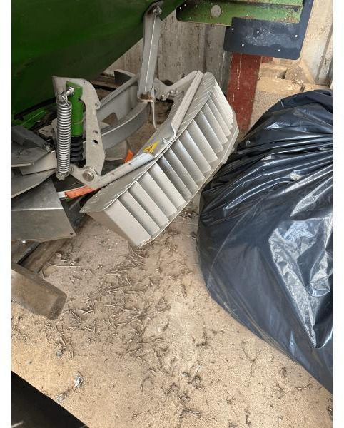 AMAZONE NOVIX - Esparcidor de fertilizantes: foto 5 AMAZONE NOVIX - Esparcidor de fertilizantes: foto 5