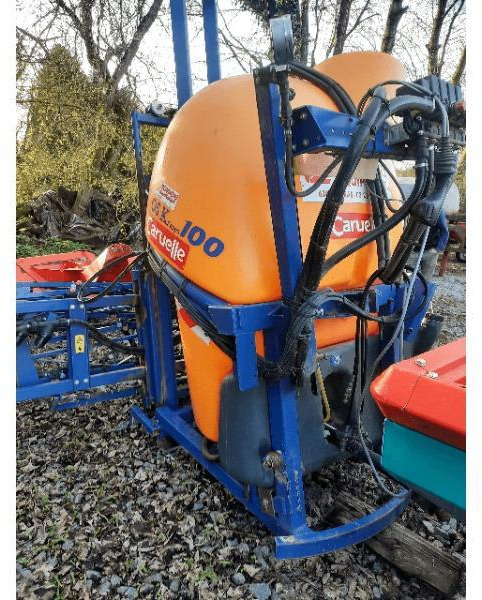 CARUELLE 1000L - Pulverizador arrastrado: foto 1 CARUELLE 1000L - Pulverizador arrastrado: foto 1