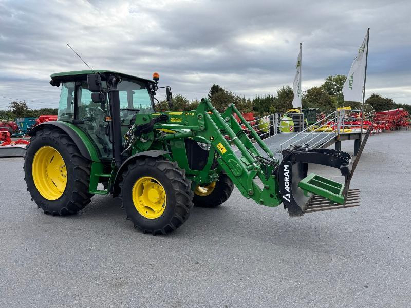 JOHN DEERE 5090M - Tractor: foto 2 JOHN DEERE 5090M - Tractor: foto 2
