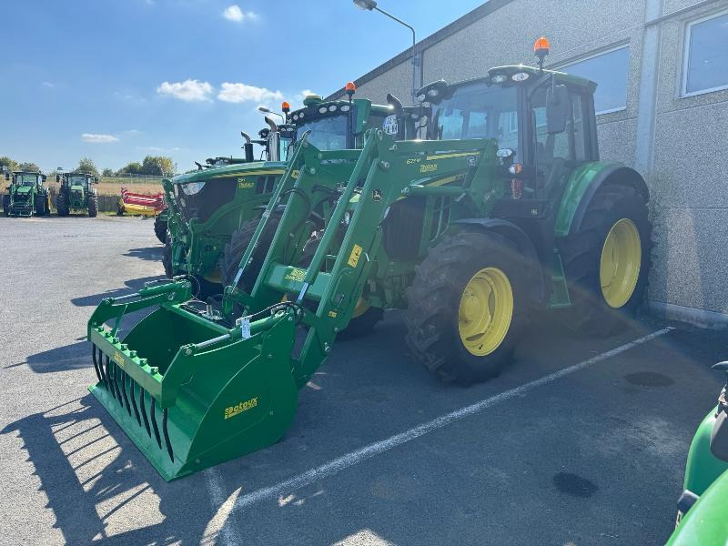 JOHN DEERE 6100M - Tractor: foto 1 JOHN DEERE 6100M - Tractor: foto 1