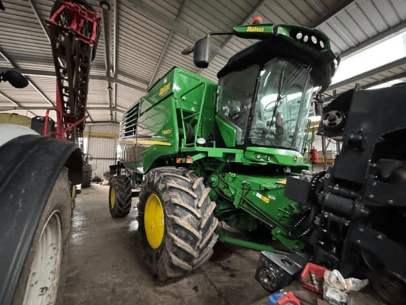 JOHN DEERE T660 - Cosechadora de granos: foto 2 JOHN DEERE T660 - Cosechadora de granos: foto 2