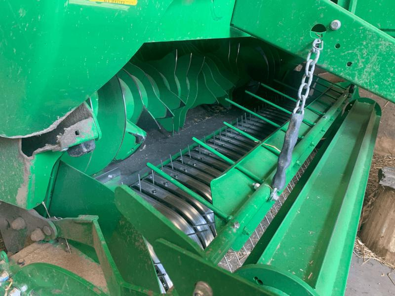 JOHN DEERE V461M - Rotoempacadora: foto 2 JOHN DEERE V461M - Rotoempacadora: foto 2