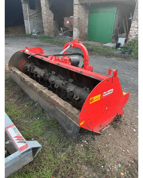 MASCHIO TORNADO 3M - Desbrozadora de martillos/ Trituradora: foto 5 MASCHIO TORNADO 3M - Desbrozadora de martillos/ Trituradora: foto 5