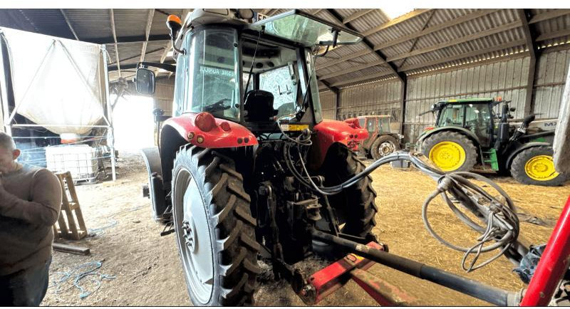 MASSEY-FERGUSON 5460 - Tractor: foto 2 MASSEY-FERGUSON 5460 - Tractor: foto 2