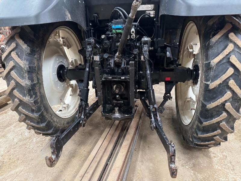 NEW-HOLLAND T6030 - Tractor: foto 5 NEW-HOLLAND T6030 - Tractor: foto 5