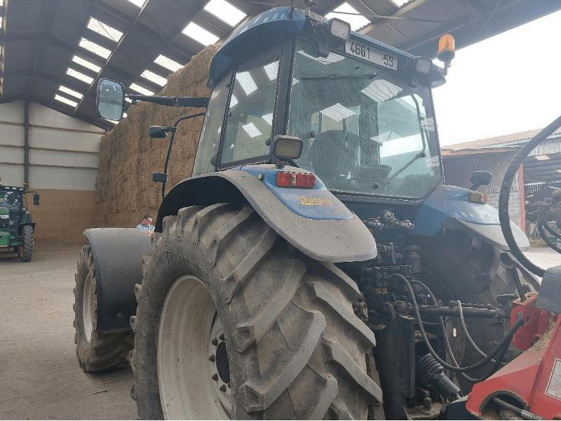 NEW-HOLLAND TM155 - Tractor: foto 2 NEW-HOLLAND TM155 - Tractor: foto 2