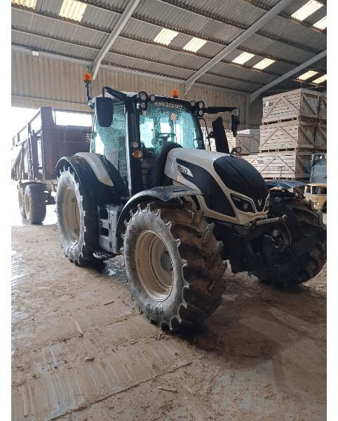 VALTRA N174 DIRECT - Tractor: foto 2 VALTRA N174 DIRECT - Tractor: foto 2