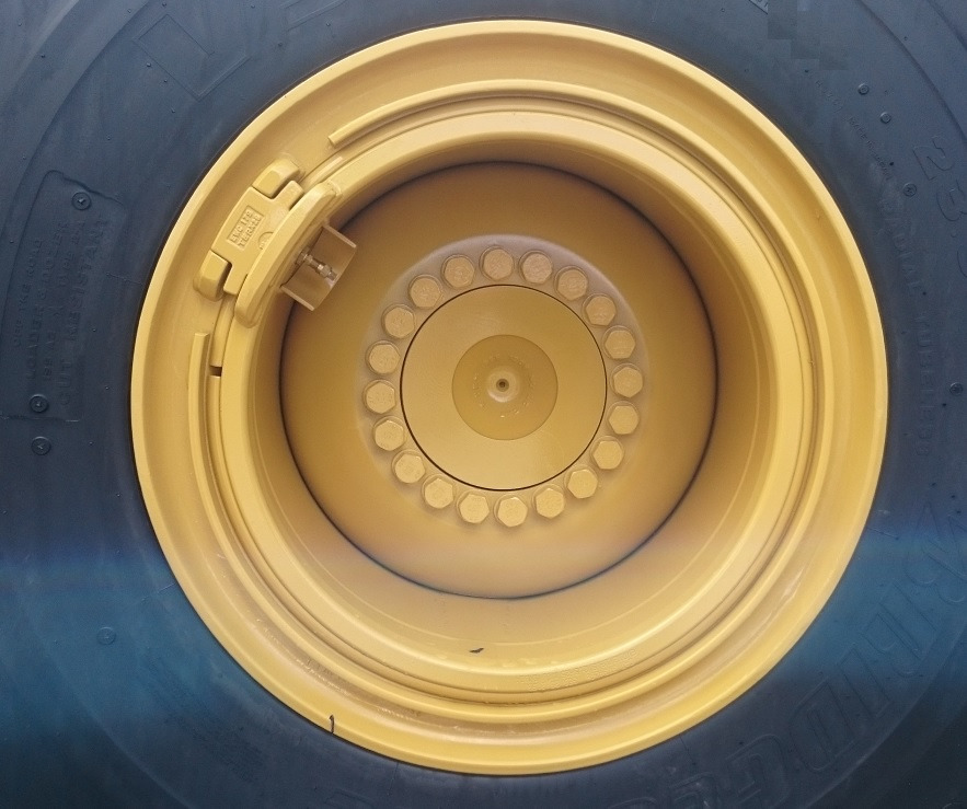 OTR Rim 19,5-25/2,5” 5-P for Cat 950/962 K/M (For tyre 23,5R25) - Llanta para Cargadora de ruedas: foto 1 OTR Rim 19,5-25/2,5” 5-P for Cat 950/962 K/M (For tyre 23,5R25) - Llanta para Cargadora de ruedas: foto 1