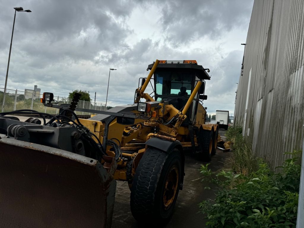 Grader Volvo G746B Volvo G746B: foto 12