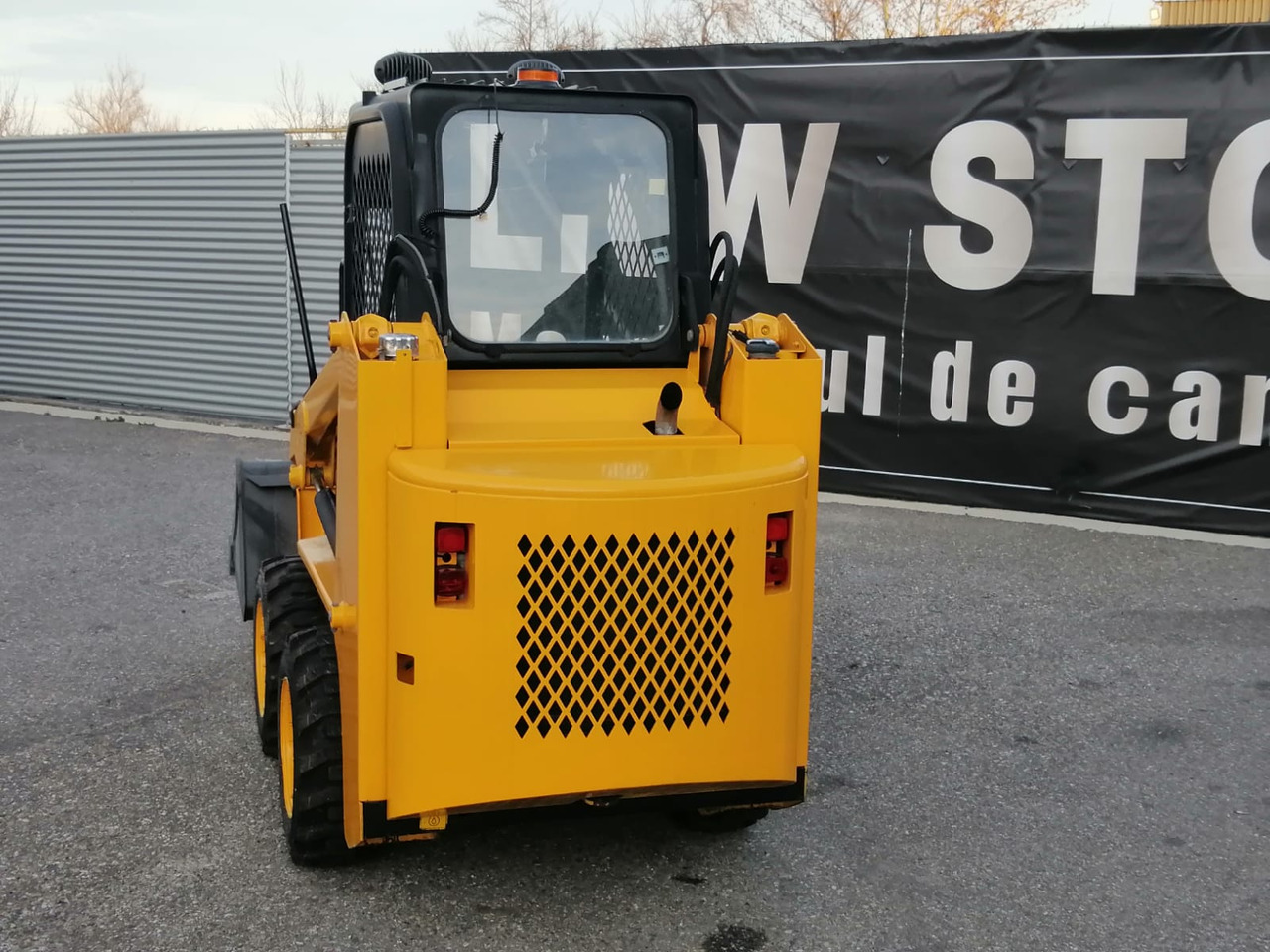Leasing para  Bobcat Front Loader Ram Italia FM 120 – Hammer Installation Bobcat Front Loader Ram Italia FM 120 – Hammer Installation: foto 8
