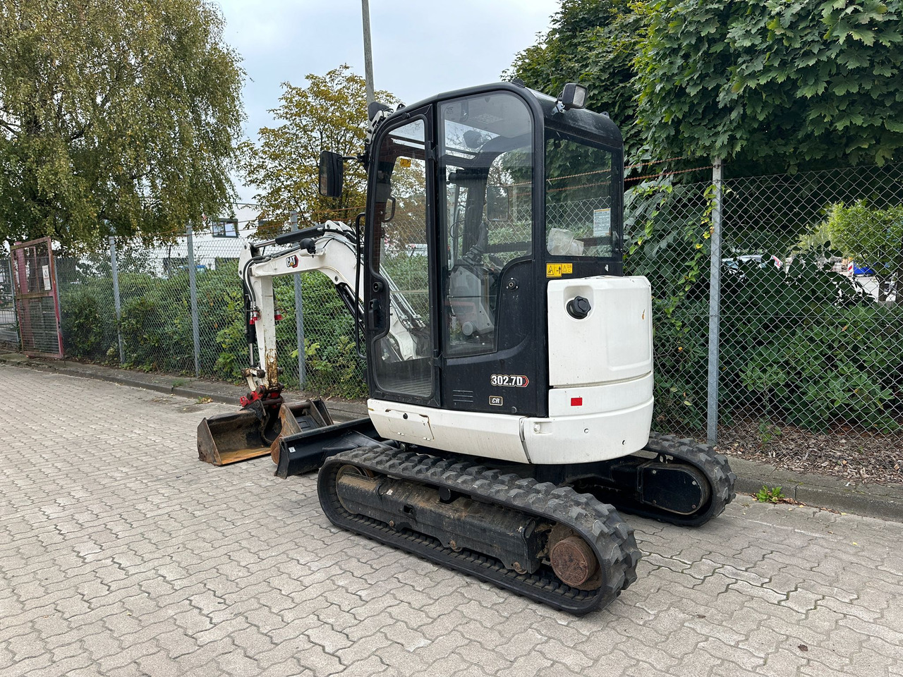 CAT 302.7 DCR Mini excavator, 2 Buckets, TOP !!! - Miniexcavadora: foto 3 CAT 302.7 DCR Mini excavator, 2 Buckets, TOP !!! - Miniexcavadora: foto 3