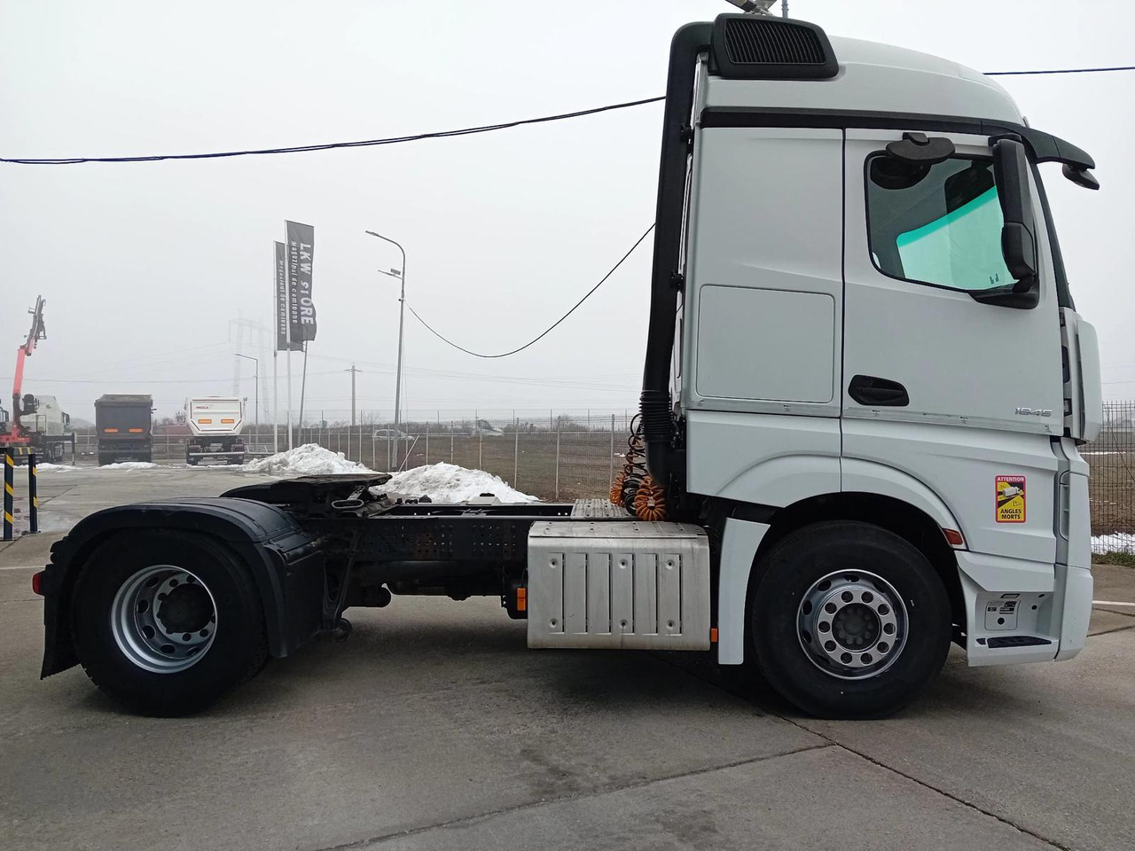 Mercedes-Benz Actros 1845 LS, Full ADR+PTO, STANDKLIMA, TOP !!! - Cabeza tractora: foto 4 Mercedes-Benz Actros 1845 LS, Full ADR+PTO, STANDKLIMA, TOP !!! - Cabeza tractora: foto 4