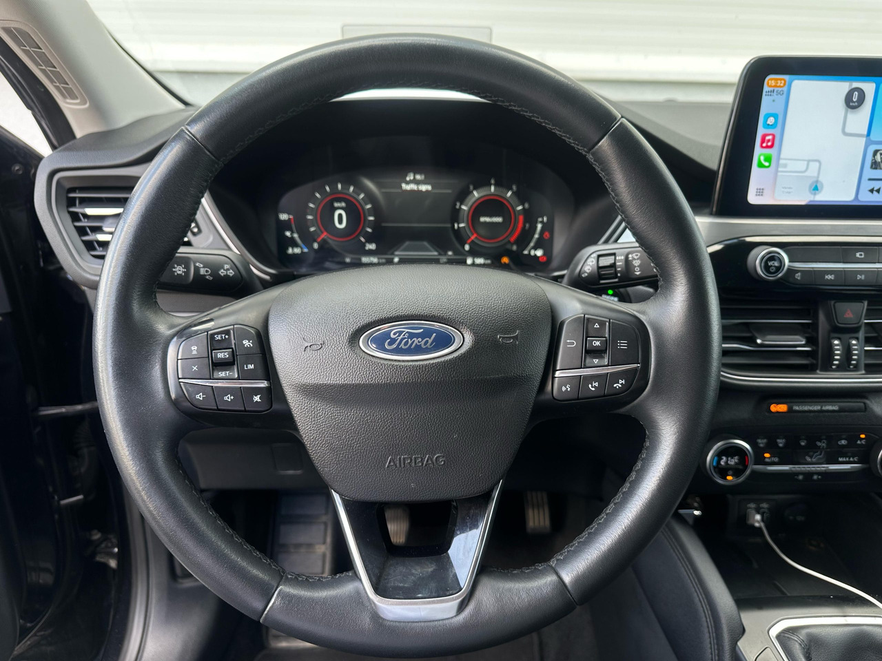 Ford Kuga - Sedan: foto 5 Ford Kuga - Sedan: foto 5