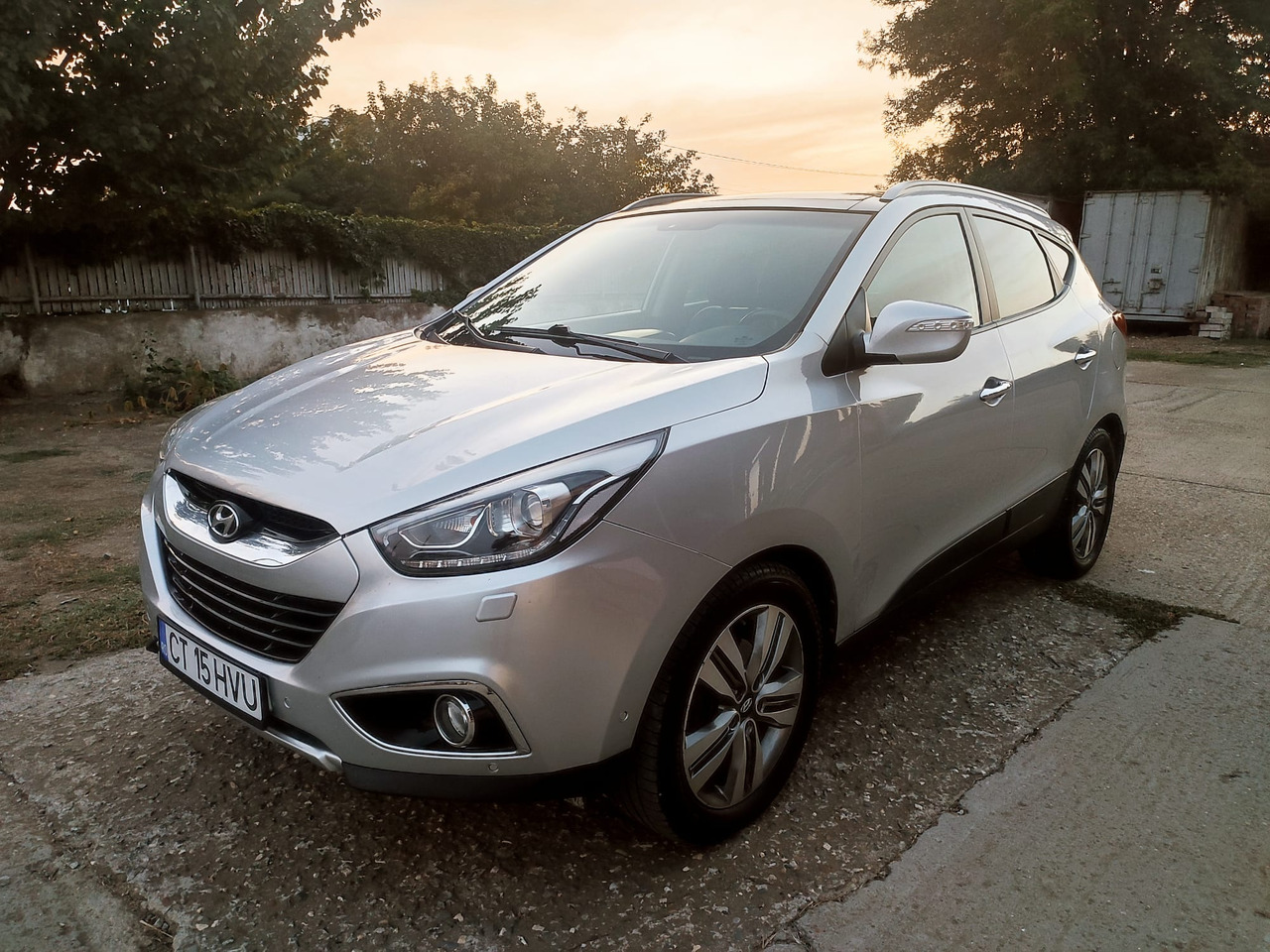 Hyundai IX35 - Sedan: foto 1 Hyundai IX35 - Sedan: foto 1