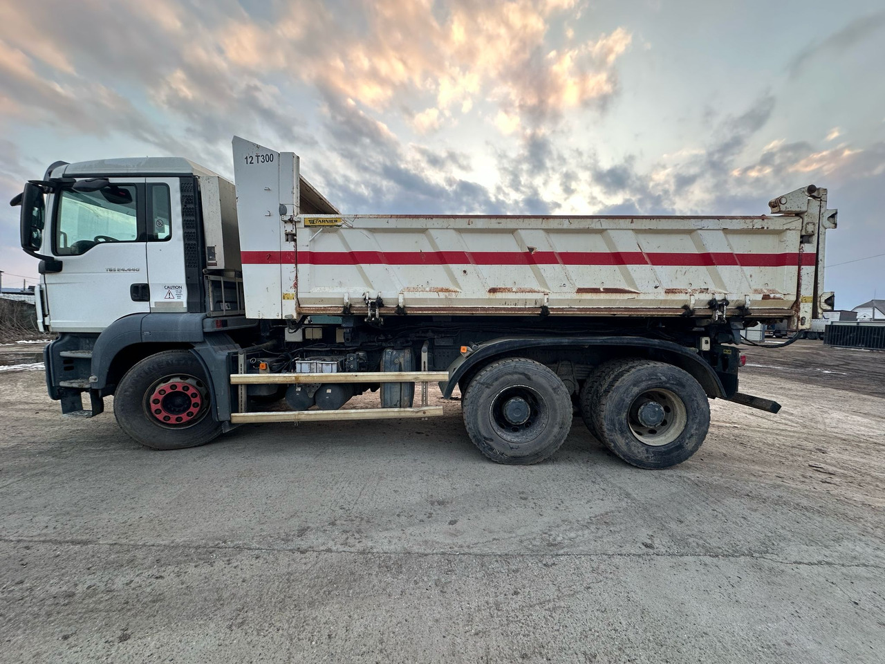 MAN TGS 24.440 Tipper - Camión volquete: foto 5 MAN TGS 24.440 Tipper - Camión volquete: foto 5