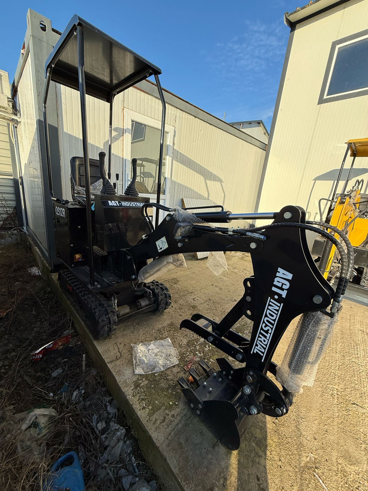MINIEXCAVATOR JPC H10 - Miniexcavadora: foto 1 MINIEXCAVATOR JPC H10 - Miniexcavadora: foto 1