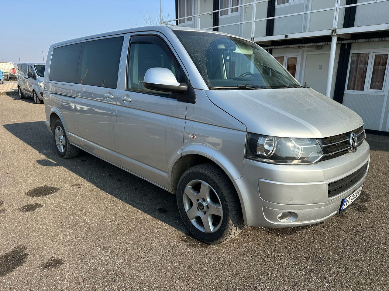 VOLKSWAGEN MULTIVAN - Minibús, Furgoneta de pasajeros: foto 2 VOLKSWAGEN MULTIVAN - Minibús, Furgoneta de pasajeros: foto 2