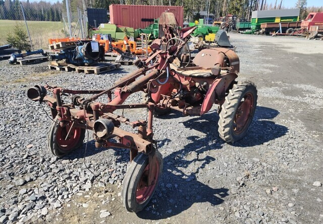 David Brown 2D TRAKTORI - HARVINAISUUS - Tractor: foto 3 David Brown 2D TRAKTORI - HARVINAISUUS - Tractor: foto 3