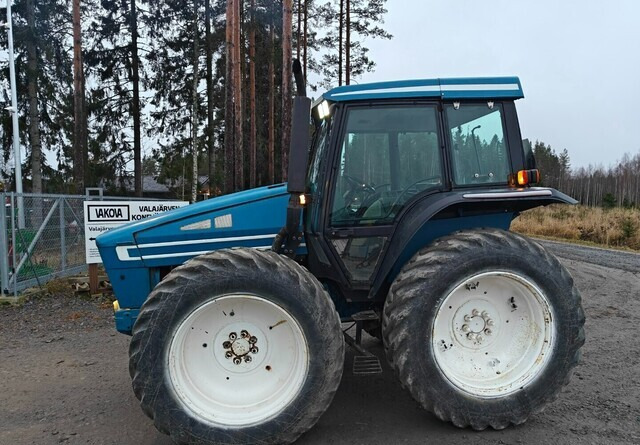 Ford County 1124 - kutoskoneella - KATSO VIDEO - Tractor: foto 4 Ford County 1124 - kutoskoneella - KATSO VIDEO - Tractor: foto 4