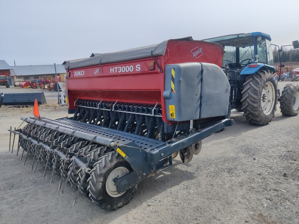 Juko HT3000S täyskiekkokone - Combinado de siembra: foto 2 Juko HT3000S täyskiekkokone - Combinado de siembra: foto 2
