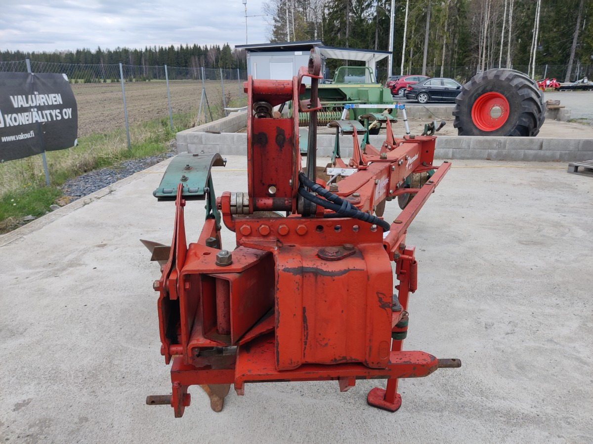 KVERNELAND AB85 4-siipinen sarka-aura - Arado: foto 5 KVERNELAND AB85 4-siipinen sarka-aura - Arado: foto 5