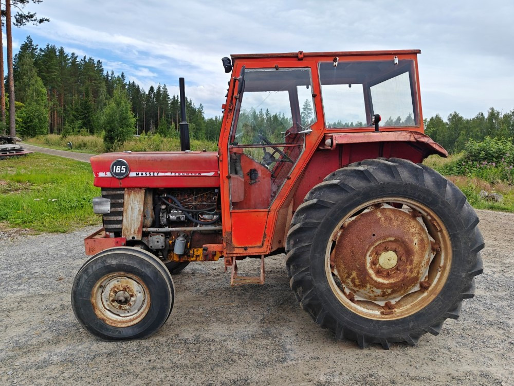 MASSEY FERGUSON 165S traktori, katso video! - Tractor: foto 2 MASSEY FERGUSON 165S traktori, katso video! - Tractor: foto 2