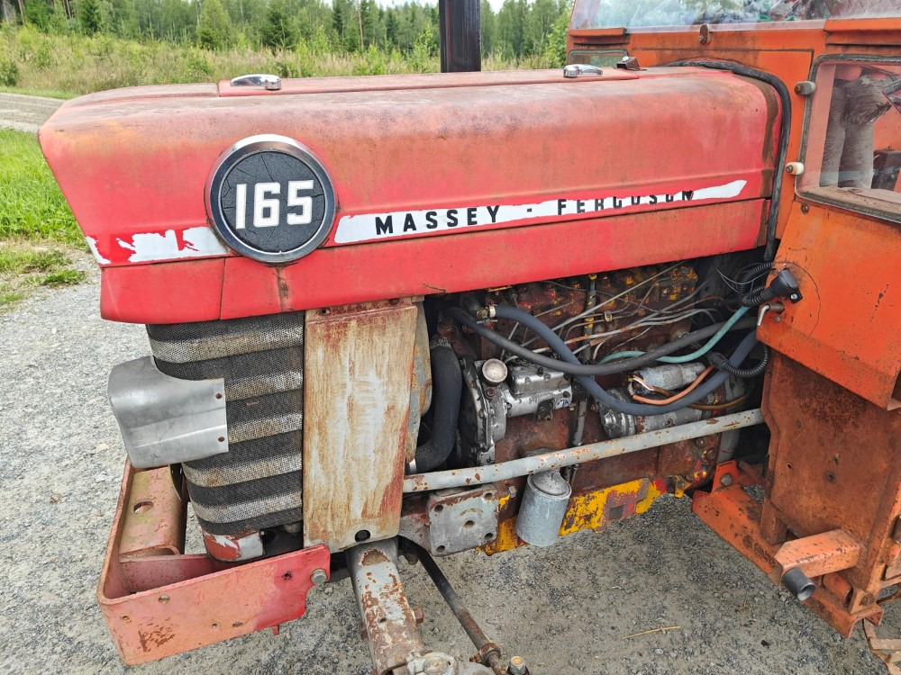 MASSEY FERGUSON 165S traktori, katso video! - Tractor: foto 5 MASSEY FERGUSON 165S traktori, katso video! - Tractor: foto 5
