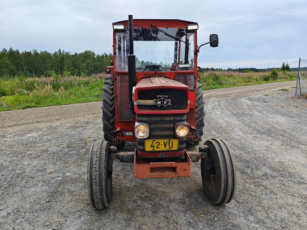 MASSEY FERGUSON 165S traktori, katso video! - Tractor: foto 4 MASSEY FERGUSON 165S traktori, katso video! - Tractor: foto 4