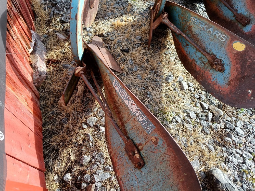 Arado Sarka-aura Fiskars 3-siipinen Automaattilaukaisu, kiekkoleikkurit: foto 9 Arado Sarka-aura Fiskars 3-siipinen Automaattilaukaisu, kiekkoleikkurit: foto 9