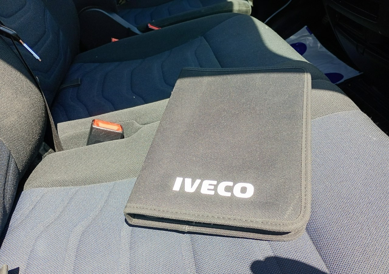 Furgoneta caja cerrada Iveco 35 Daily 35S14 klima * 3 osobowy *: foto 14