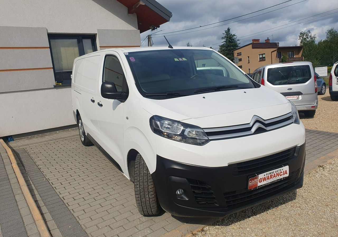 Opel Vivaro 2,0 Diesel | 160 tyś.km | Stan bdb! - Furgón: foto 3 Opel Vivaro 2,0 Diesel | 160 tyś.km | Stan bdb! - Furgón: foto 3