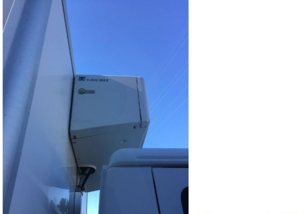 Iveco EUROCARGOeurocargo 100e19 - Camión isotérmico: foto 3 Iveco EUROCARGOeurocargo 100e19 - Camión isotérmico: foto 3