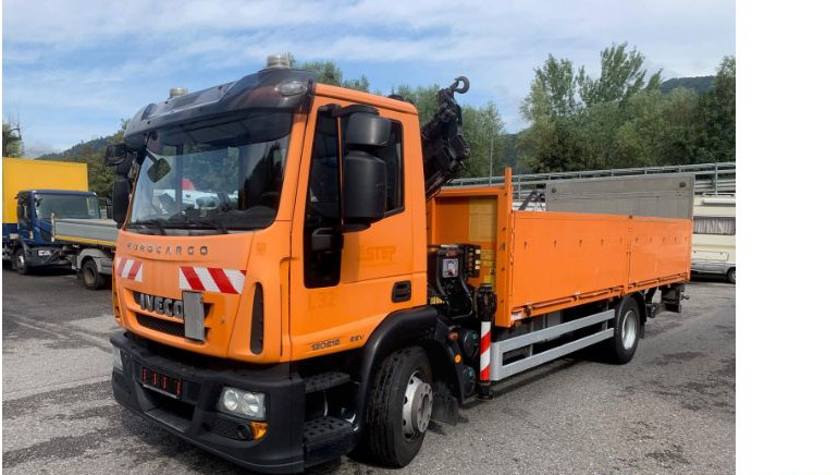 Iveco eurocargo 120eeurocargo 120e - Camión caja abierta, Camión grúa: foto 1 Iveco eurocargo 120eeurocargo 120e - Camión caja abierta, Camión grúa: foto 1