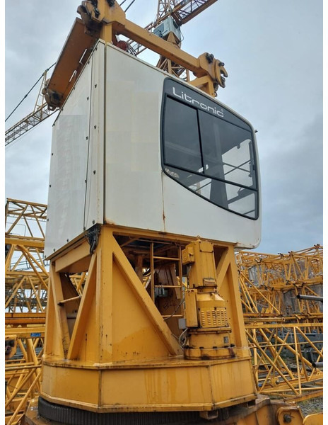 Liebherr 280EC-H16 - Grúa torre: foto 2 Liebherr 280EC-H16 - Grúa torre: foto 2